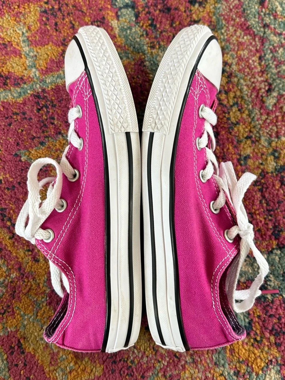 Converse | Kids Magenta ‘Berry Smoothie’ Lace Up Low Top AllStar Sneakers Size 3